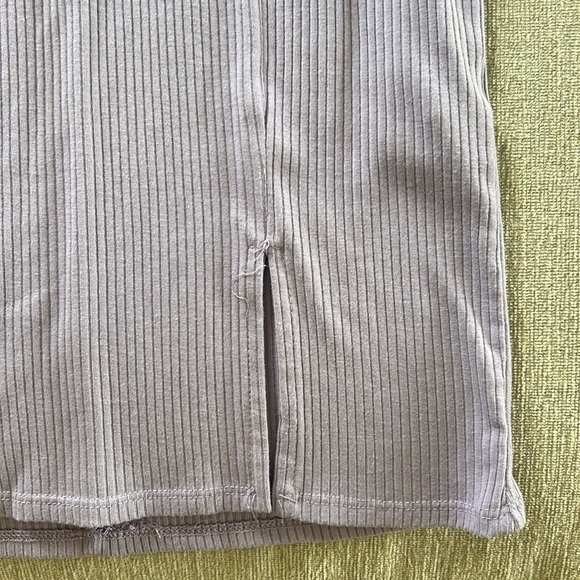 FOREVER 21 DRESS 💜 - Picture 2 of 5